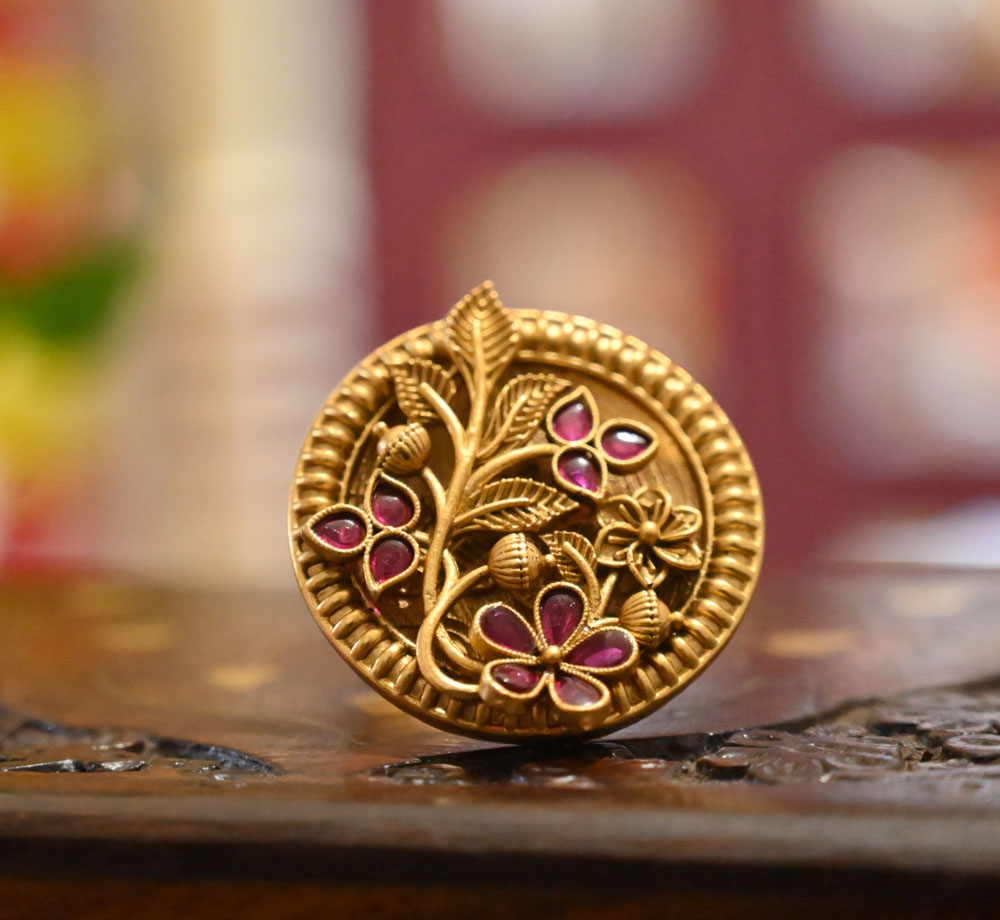 Buy 22Kt Traditional Antique Gold Ring For Men 610VA102 Online from Vaibhav  Jewellers